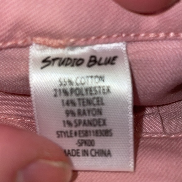 STUDIO BLUE Sophia Relaxed Utility Pocket Pants Light Pink - Size 30. - Picture 7 of 12